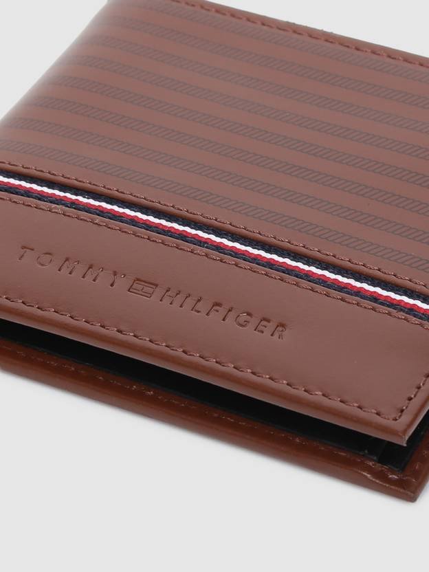 TOMMY HILFIGER Men Brown Genuine Leather Wallet - Mini (4 Card Slots) - Image 4