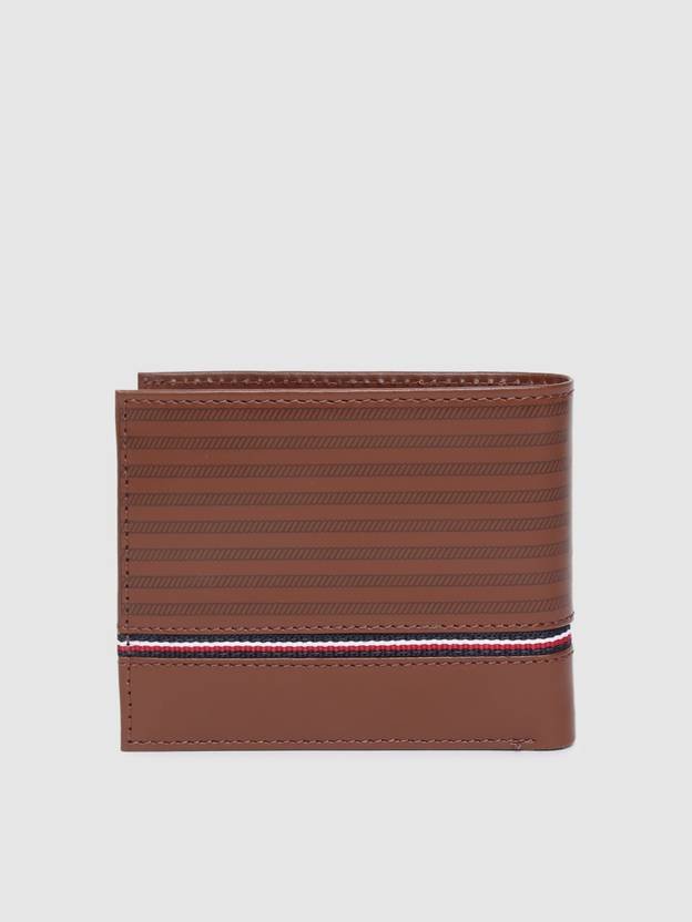 TOMMY HILFIGER Men Brown Genuine Leather Wallet - Mini (4 Card Slots) - Image 3